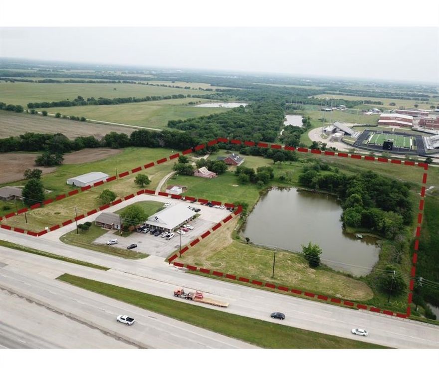 PRIME COMMERCIAL DEVELOPMENT OPPORTUNITY!
LOCATION, LOCATION, LOCATION! Don’t miss this exceptional 14+ acre property offering unmatched visibility and access with frontage on both Interstate 30 and Shaw Drive. Situated in one of the fastest-growing commercial corridors in the area, this property benefits from high traffic counts and close proximity to major new developments.
Just minutes from Downtown Royse City and Downtown Fate, this site is located east of the Buc-ee’s development and adjacent to the planned Orthopedic Surgery Center and the new Hunt Regional Medical Center.
Currently used as a residence, the property is already zoned commercial and has city utilities in place, streamlining the path to development. The man-made pond at the front could also be filled in to provide additional I-30 frontage if desired.
With its size, visibility, and prime location, this property offers tremendous potential for retail, medical, or mixed-use development. Opportunities like this are rare—schedule your tour today!