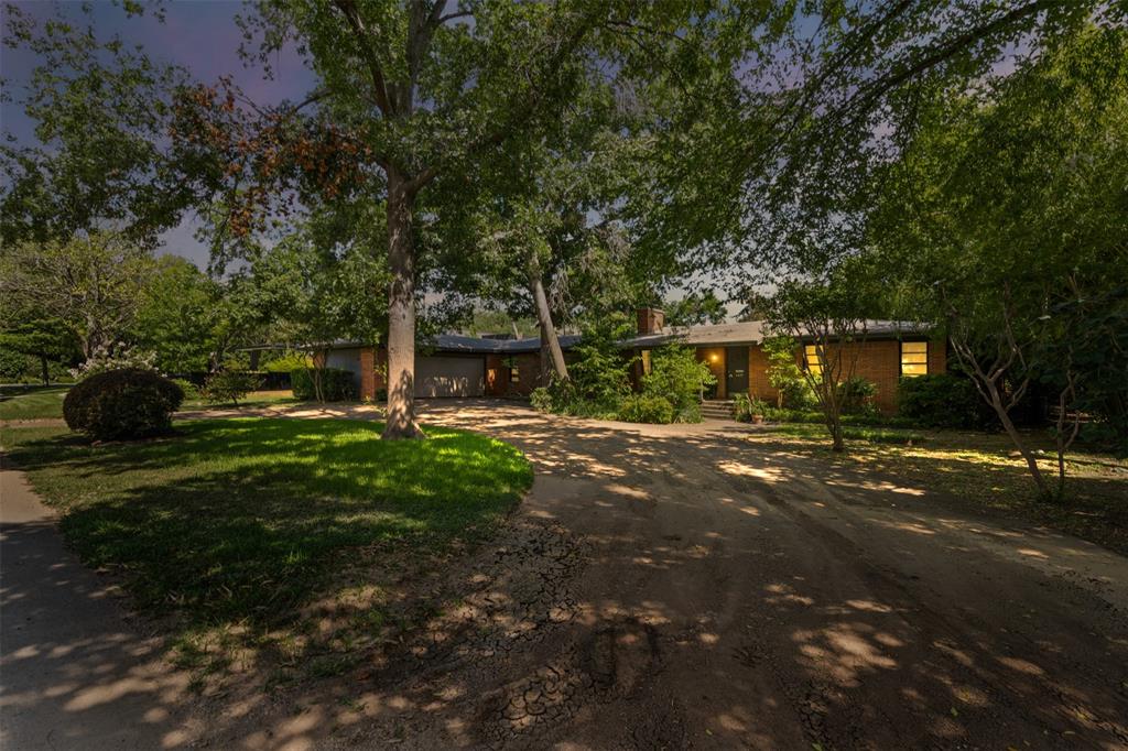 4415 Enfield Drive