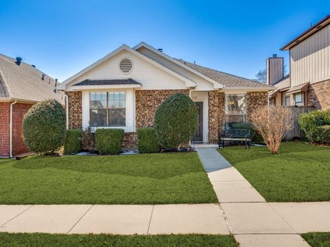 Photo of 4321 Harvest Hill Road, Carrollton, TX 75010 (MLS # 21167418)