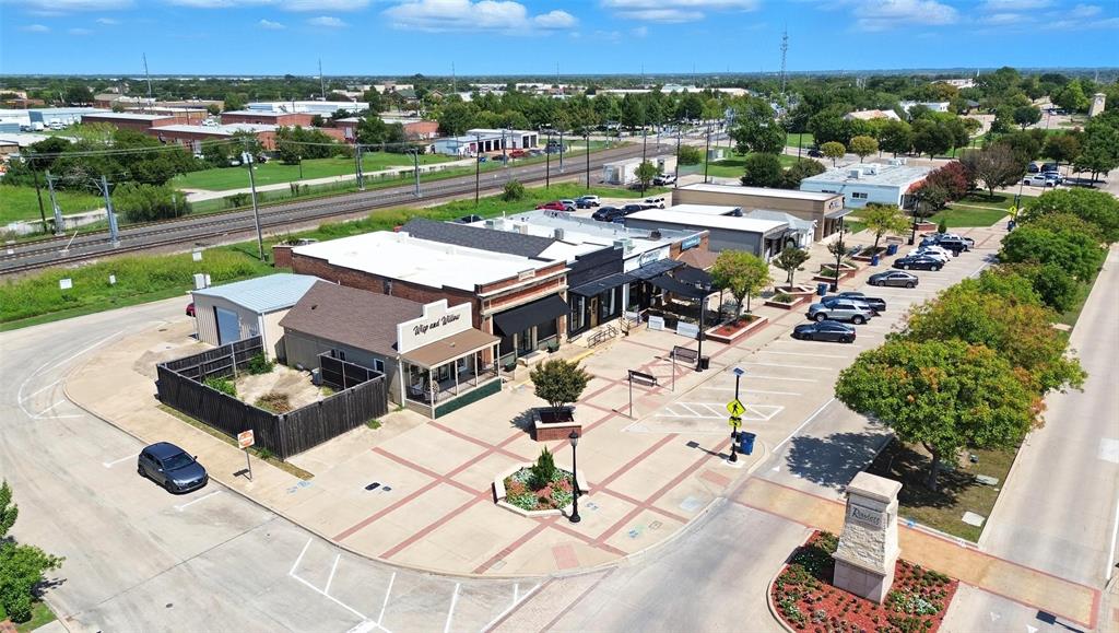 Town Rowlett Original Of - Commercial Sale