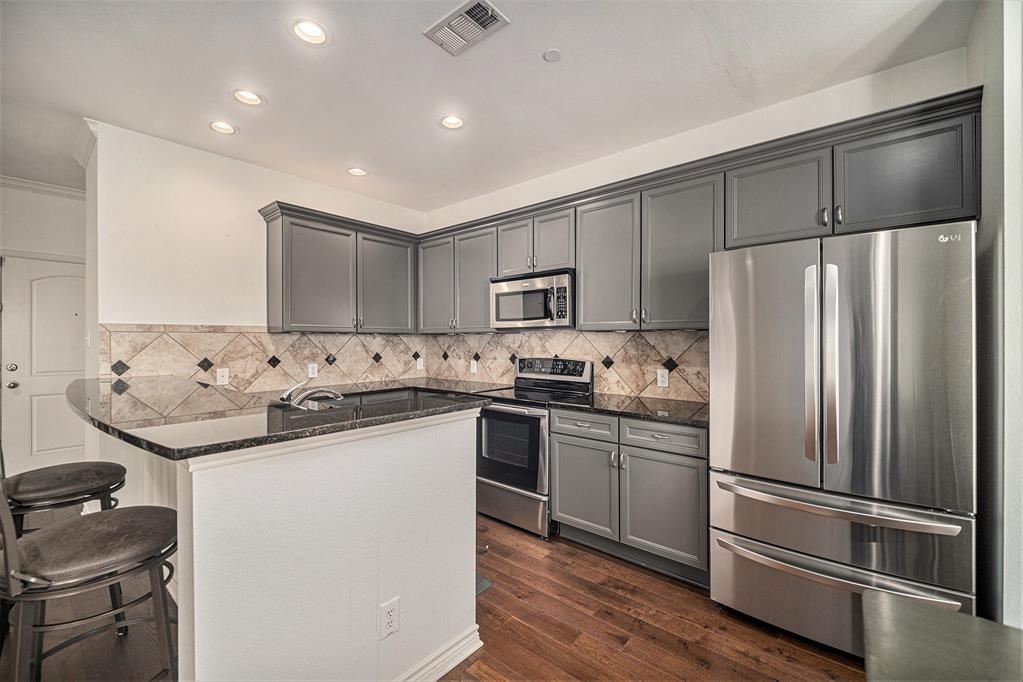 Westview Condos - Residential Lease