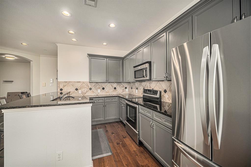 Westview Condos - Residential Lease