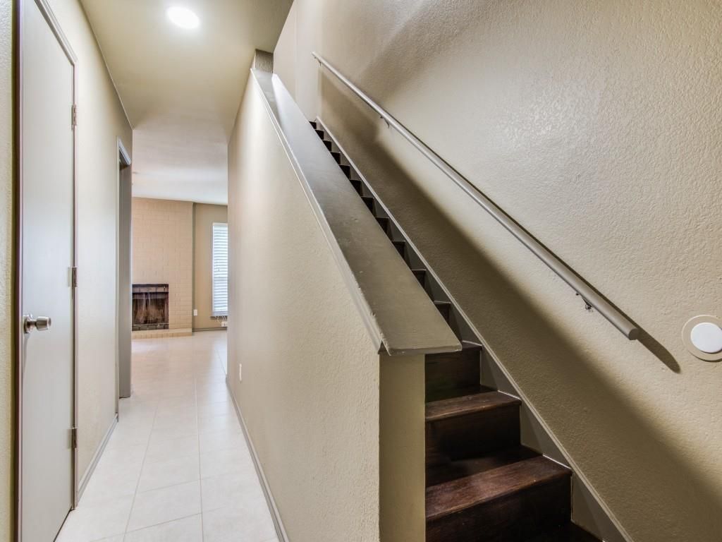 Photo of 7716 Sable Lane, North Richland Hills, TX 76182 (MLS # 21268802)