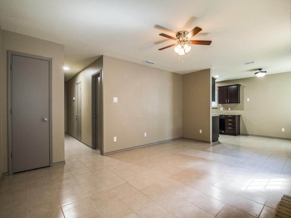 Photo of 7716 Sable Lane, North Richland Hills, TX 76182 (MLS # 21268802)