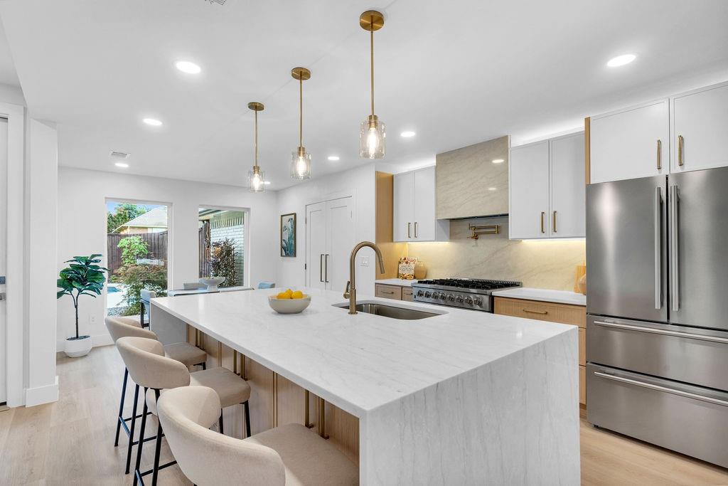 2432 Winona Drive