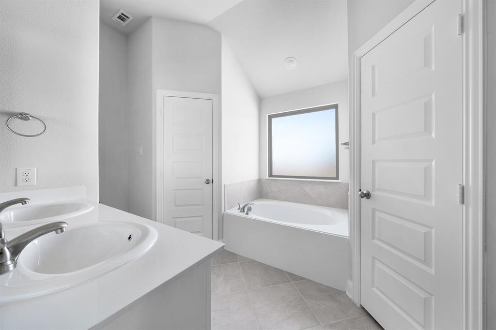 Fox Landing - Residential