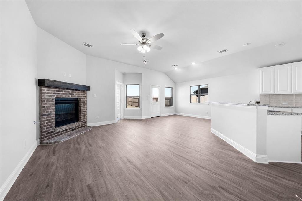 Fox Landing - Residential