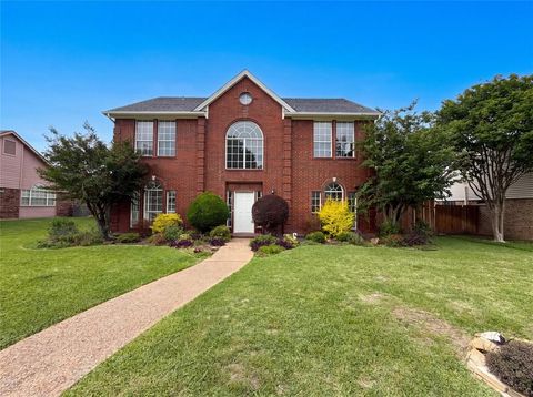 Photo of 1213 Cardigan Street, Garland, TX 75040 (MLS # 21252179)