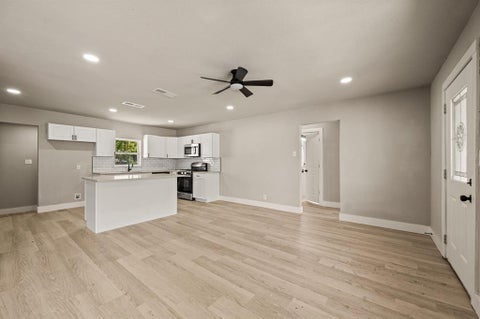Tiny photo for 3855 Dowdell Street, Fort Worth, TX 76119 (MLS # 21396805)