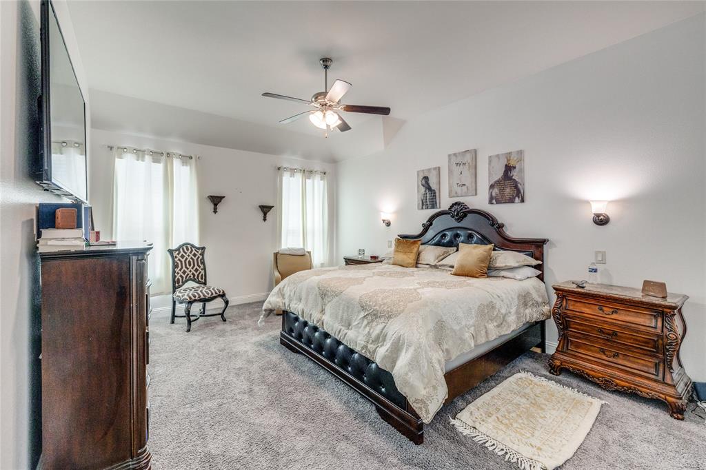 Glen Vlg Crk - Residential