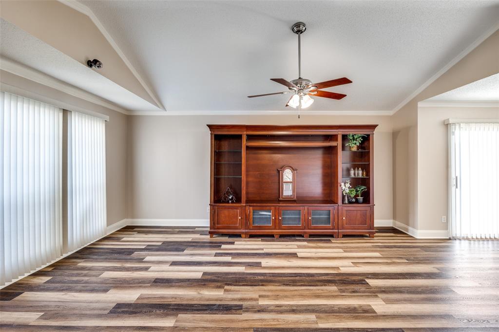 2709 Deer Creek Court