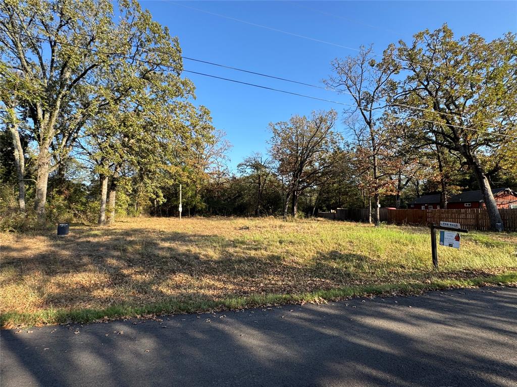 CHEROKEE SHORES - Land