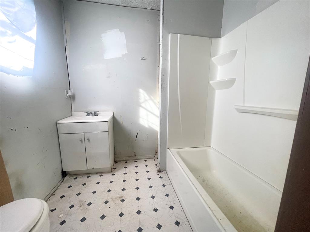 Locust Hill - Residential