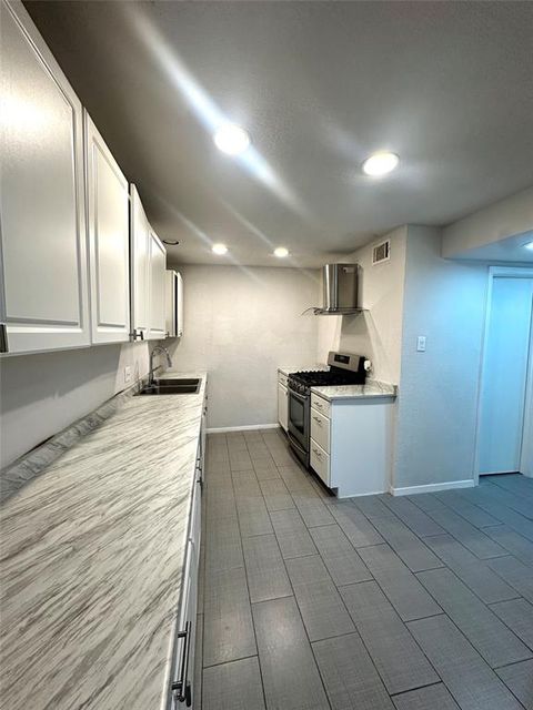 6024 Westridge Lane 305 Fort Worth TX 76116