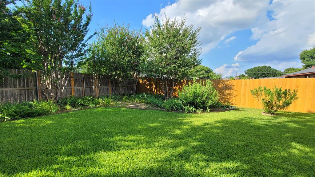 10207 Sweet Gum Street