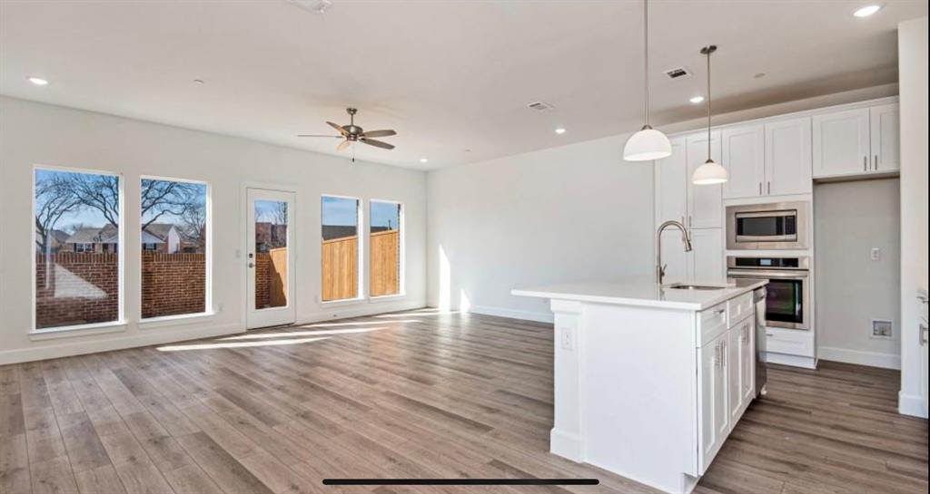 Brentwood Court Add - Residential