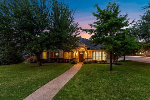Photo of 3317 Stonecrest Drive, Grapevine, TX 76051 (MLS # 21226643)
