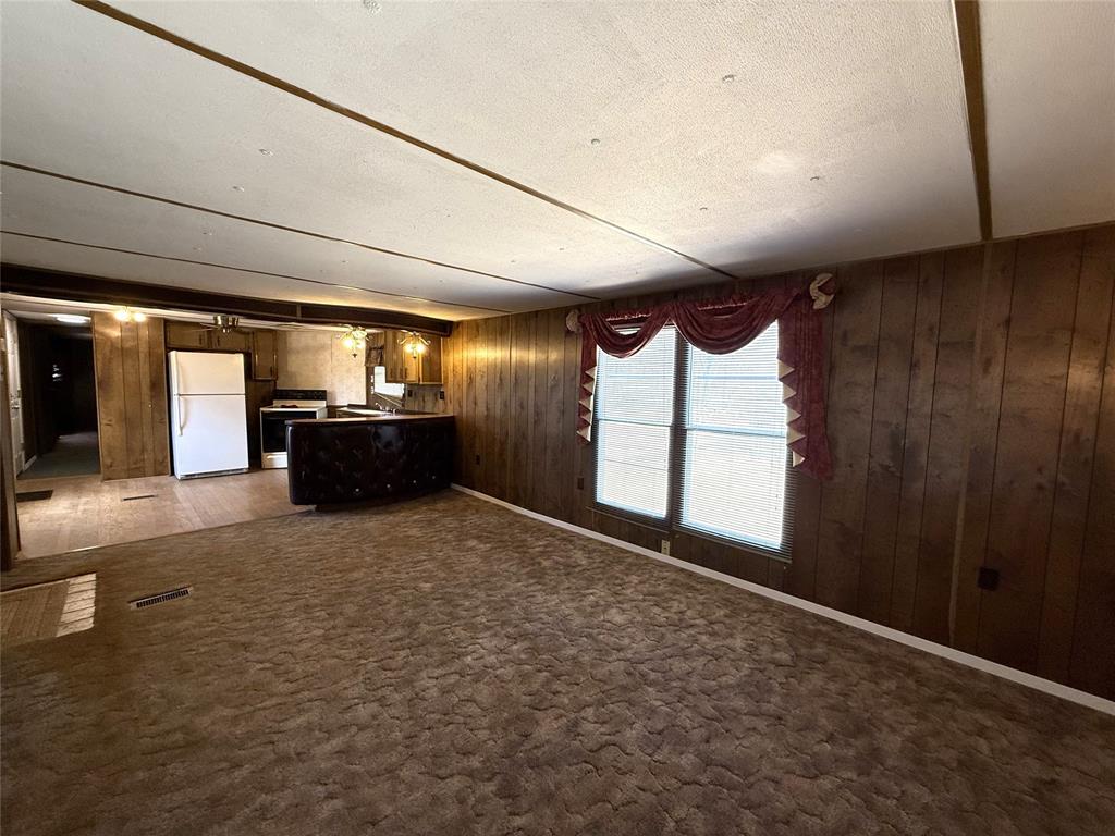 1025 E Owing Street