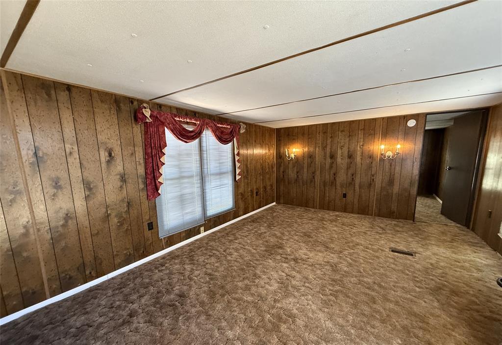 1025 E Owing Street
