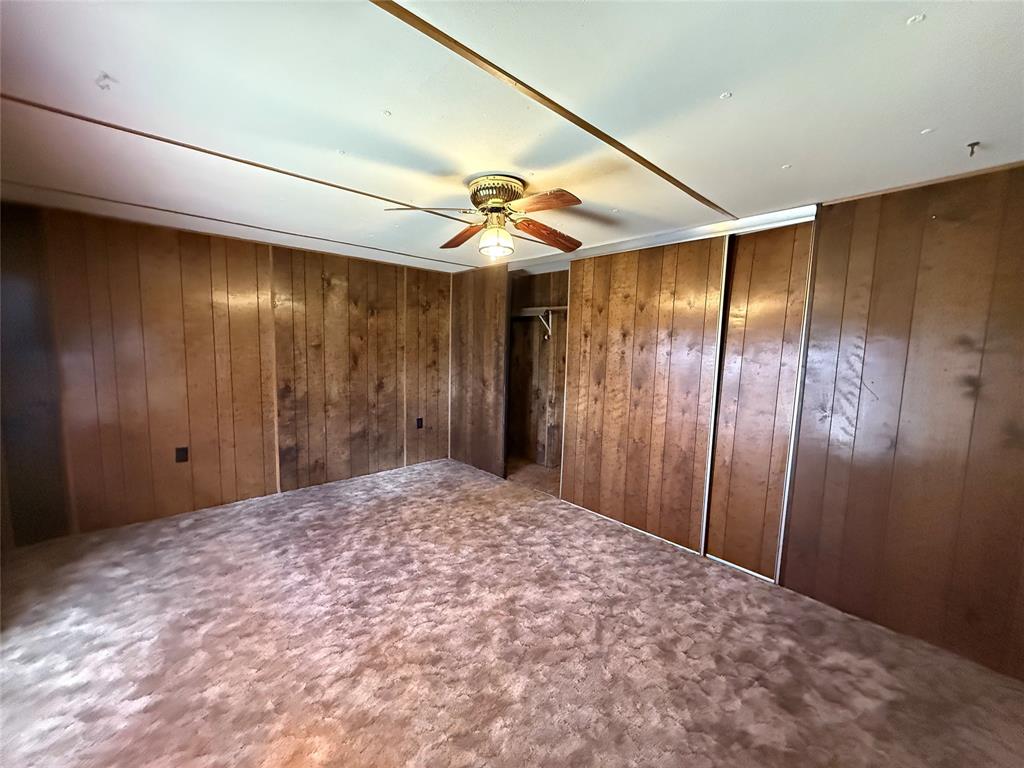 1025 E Owing Street