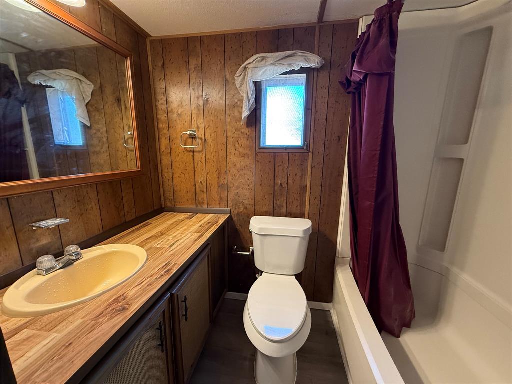 Oakwood Park Add - Residential Lease