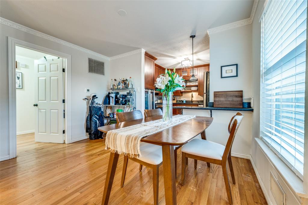 Williamsburg 01 Condo - Residential Lease