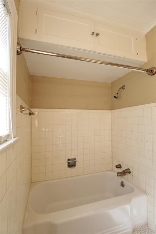 Bluebonnet Hills - Residential Lease