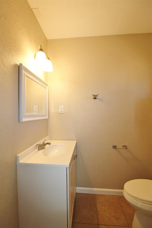 Bluebonnet Hills - Residential Lease