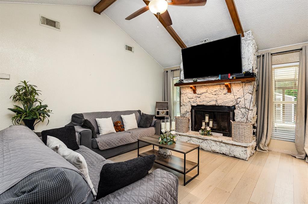 271 Merribrook Trail