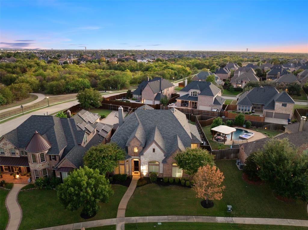 4463 Chevy Chase Lane
