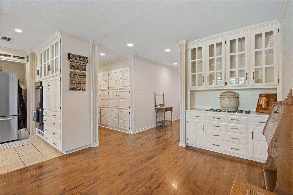 James Mcdonald Surv Abs 997 - Residential