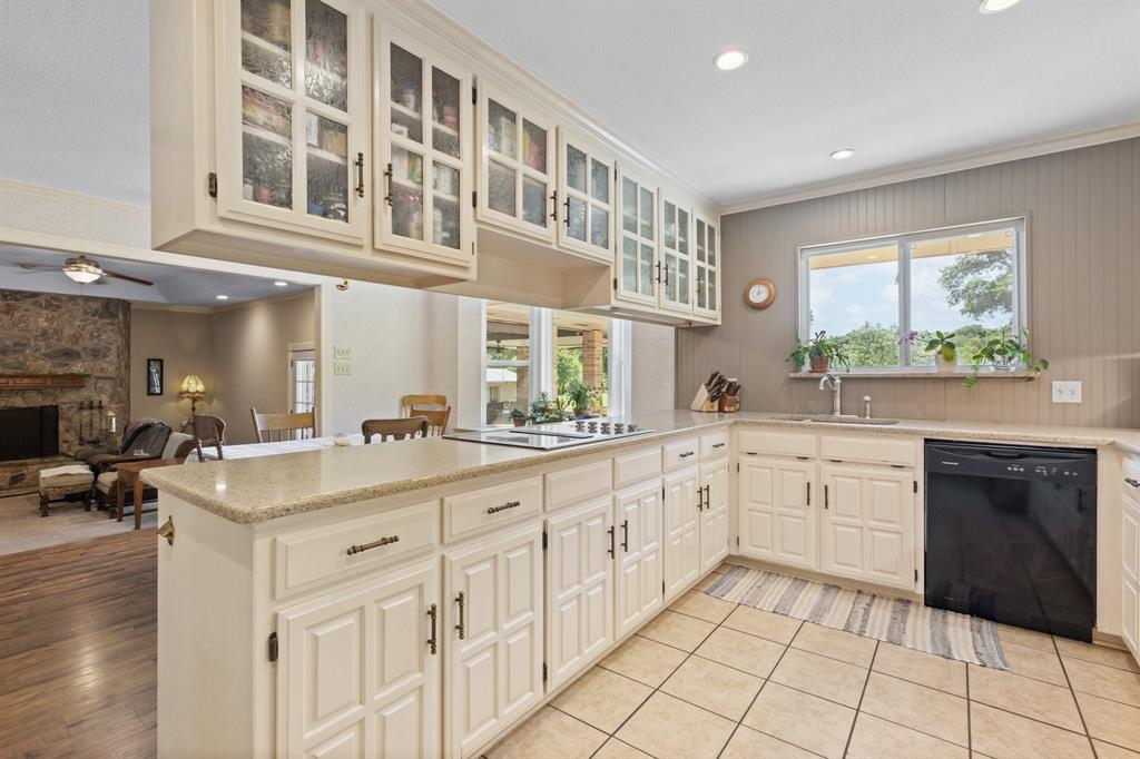 James Mcdonald Surv Abs 997 - Residential