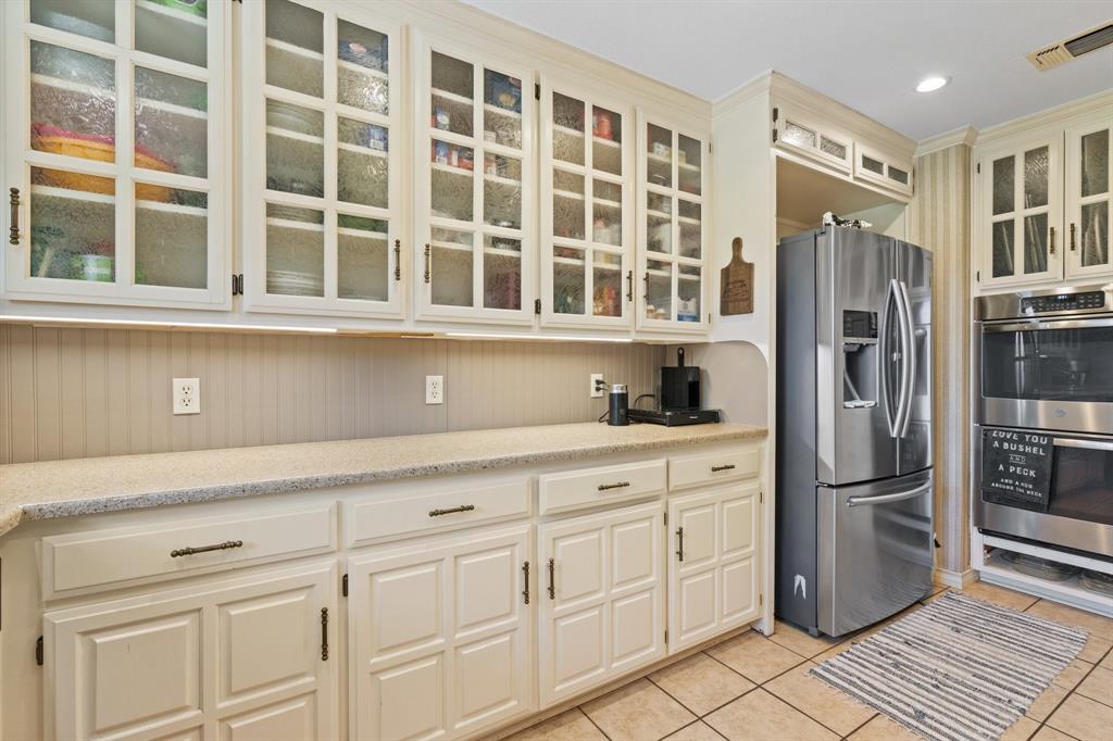 James Mcdonald Surv Abs 997 - Residential