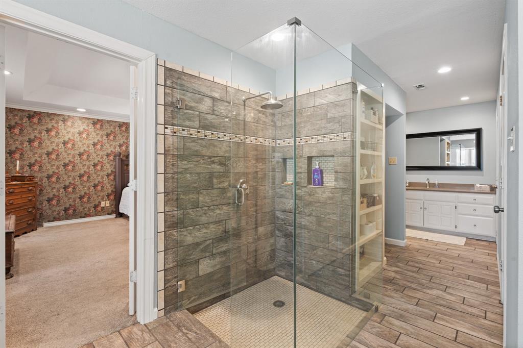 James Mcdonald Surv Abs 997 - Residential