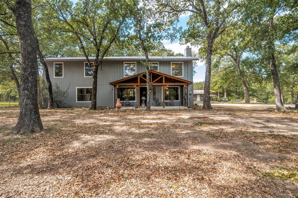 9744 TRAILS END