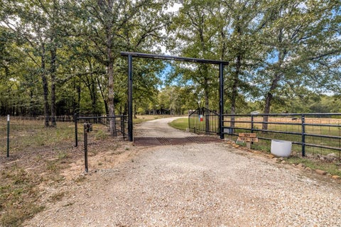 Photo of 9744 TRAILS END, Terrell, TX 75160 (MLS # 21421146)