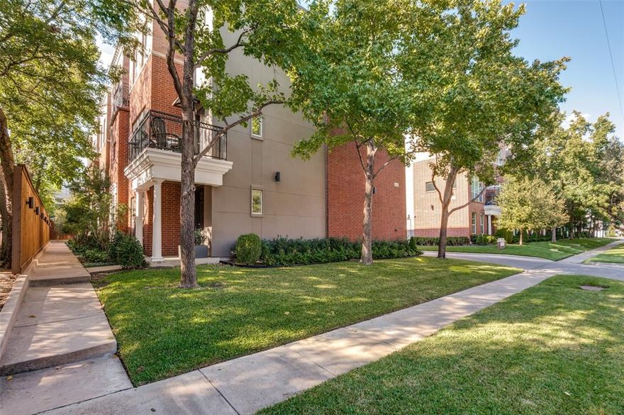Come see this SPECTACULAR CONDO in COVETED KNOX HENDERSON! Stroll to over 20 restaurants within a 1 mile radius as well as some of the best shopping in Dallas! Restoration Hardware, Ralph Lauren, Trader Joes are 2 Blocks away to name just a few! And did I mention The KATY TRAIL only 2 blocks away! This WALK UP BROWNSTONE STYLE unit is stunning with Tree Top Views from every window! OVERSIZED with an open layout. It is an End Unit and thus has great NATURAL LIGHT. The open-concept living, kitchen & dining areas flow seamlessly to one of two private balconies. The kitchen features a gas cooktop, abundant cabinetry, and a walk-in pantry. Retreat to the oversized primary suite with a luxurious en-suite bath with dual vanities, soaking tub, separate shower, and a generous walk-in closet. Third floor also has a private nice balcony. HOA dues cover water, gas, trash, sewer, security system, exterior maintenance, and property management. Conveniently located near Highland Park, Downtown, Hwy 75, SMU, and NorthPark! Don't miss this opportunity to live in the heart of it all!