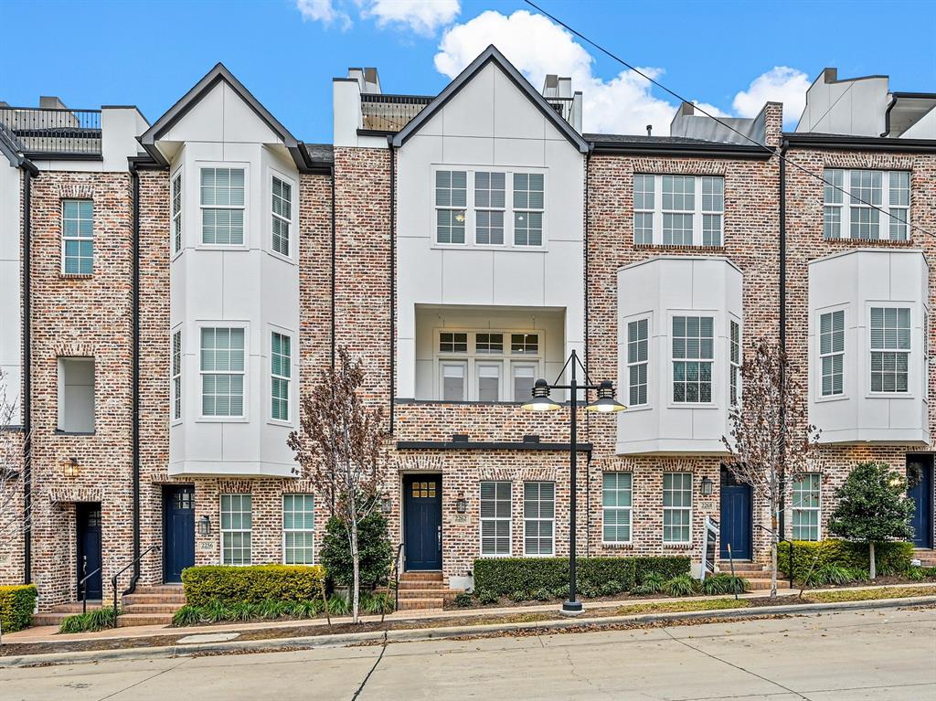 Dallas, Texas 75219, United States, 3 Bedrooms Bedrooms, ,4 BathroomsBathrooms,Residential,Pending,7854