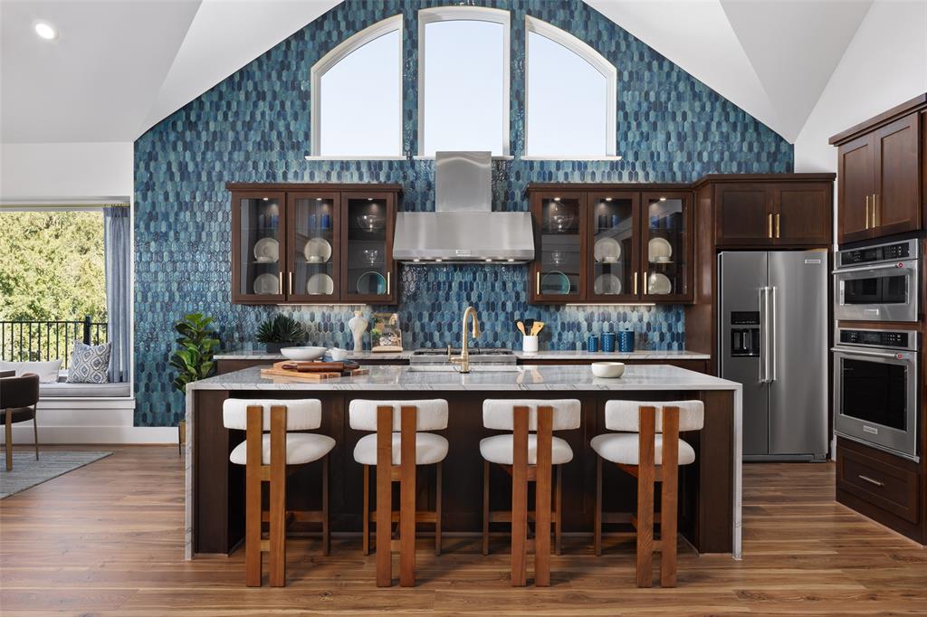 1001 Clear Bluff Place