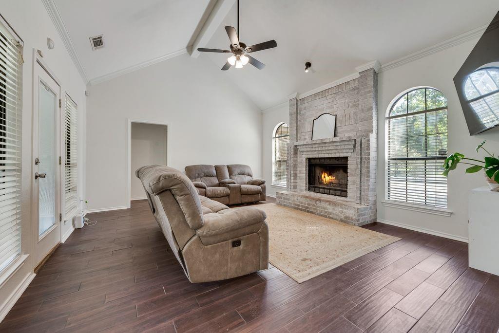 7020 Live Oak Drive