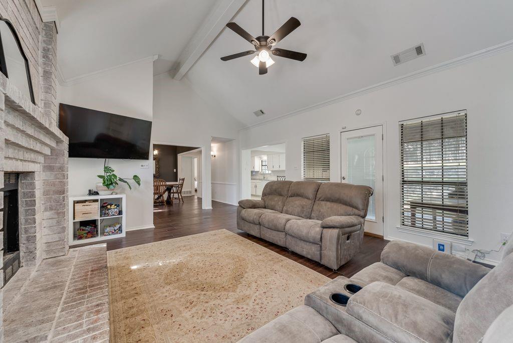 7020 Live Oak Drive