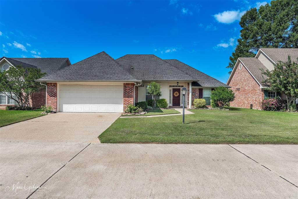 Norris Ferry Crossing - Residential