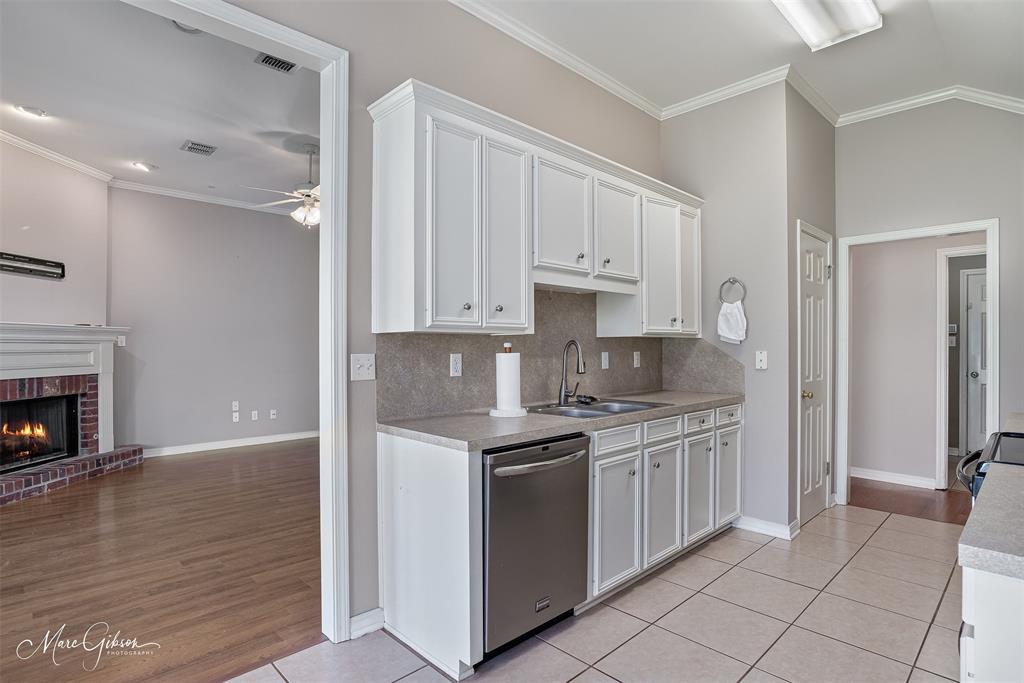 Norris Ferry Crossing - Residential