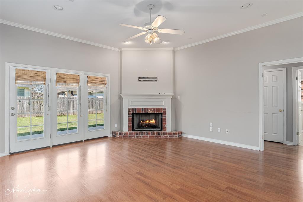 Norris Ferry Crossing - Residential