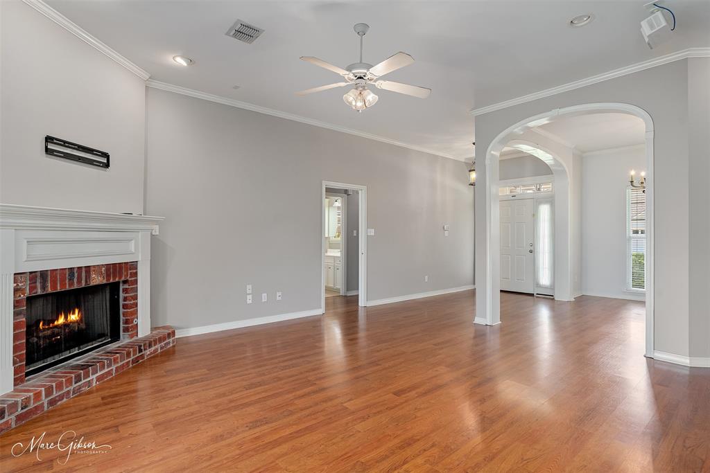 Norris Ferry Crossing - Residential