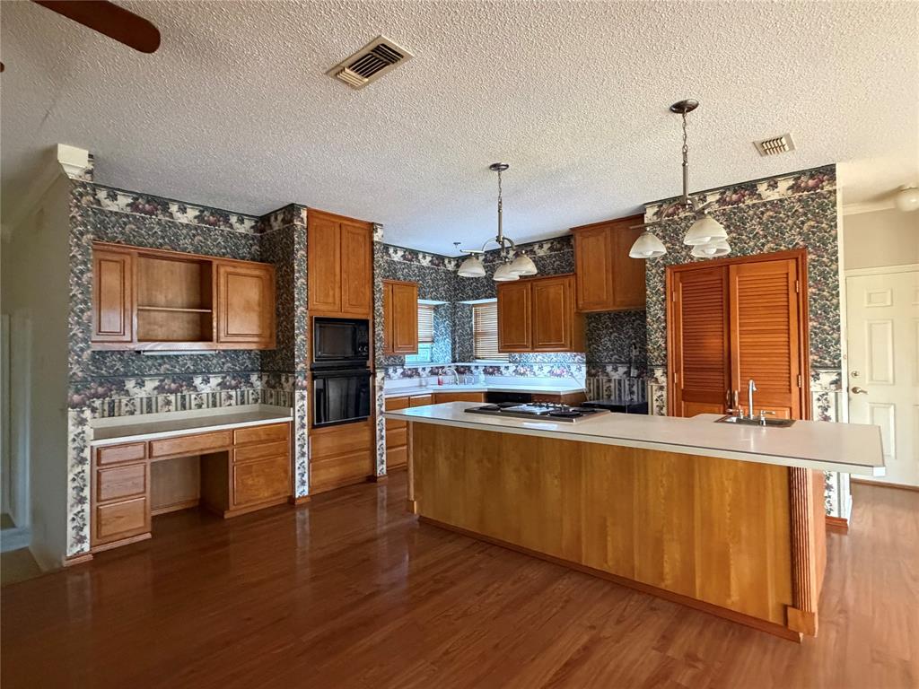8600 County Road 530