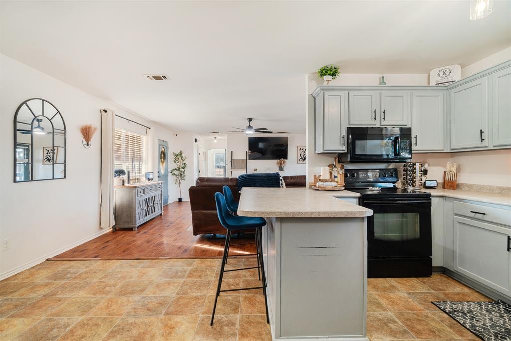 A928 T TOMLINSON SURVEY - Residential