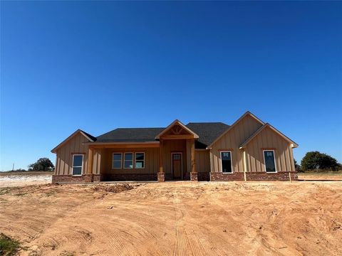 Photo of 105 Cattleman Drive, Springtown, TX 76082 (MLS # 21126888)