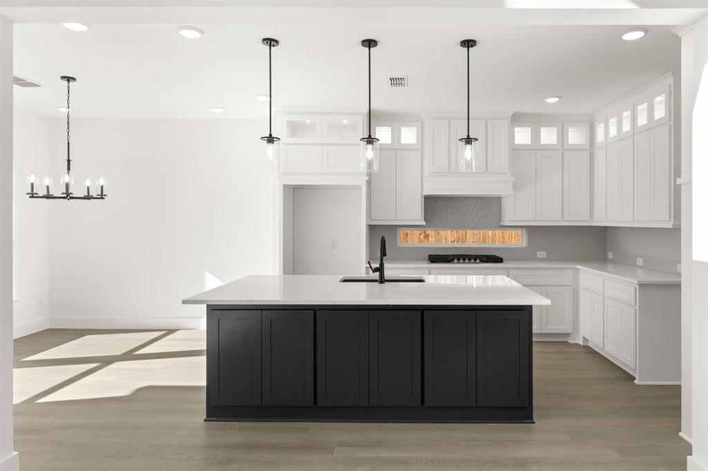 Valencia On The Lake - Residential