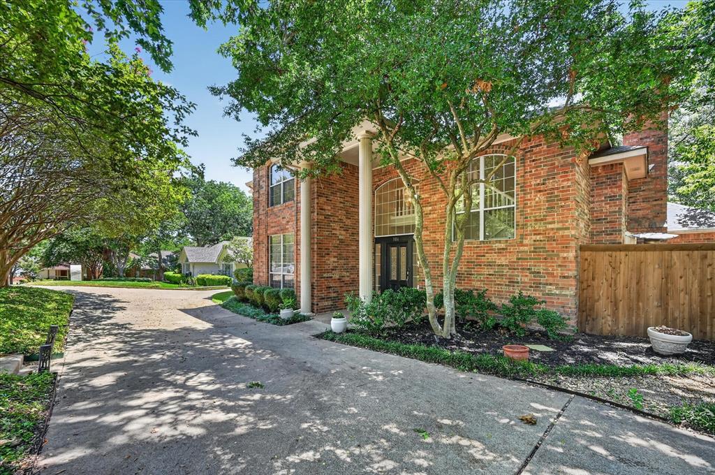 106 Sceptre Drive